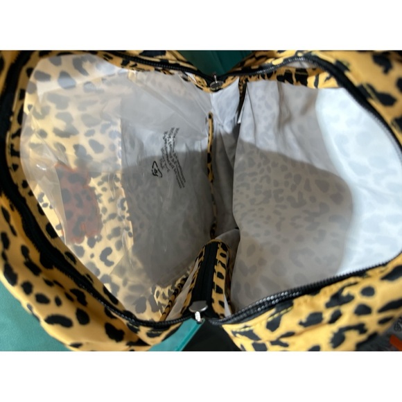 NWT Pura Vida Leopard Print Mini Backpack - Picture 3 of 4